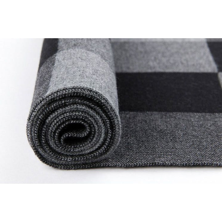 Pletené Retro Šály pro Stylové Teplo a Pohodlí v Trendy Designu