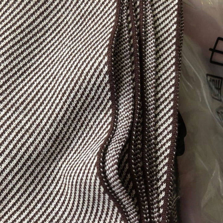 Pletené Retro Šály pro Stylové Teplo a Pohodlí v Trendy Designu